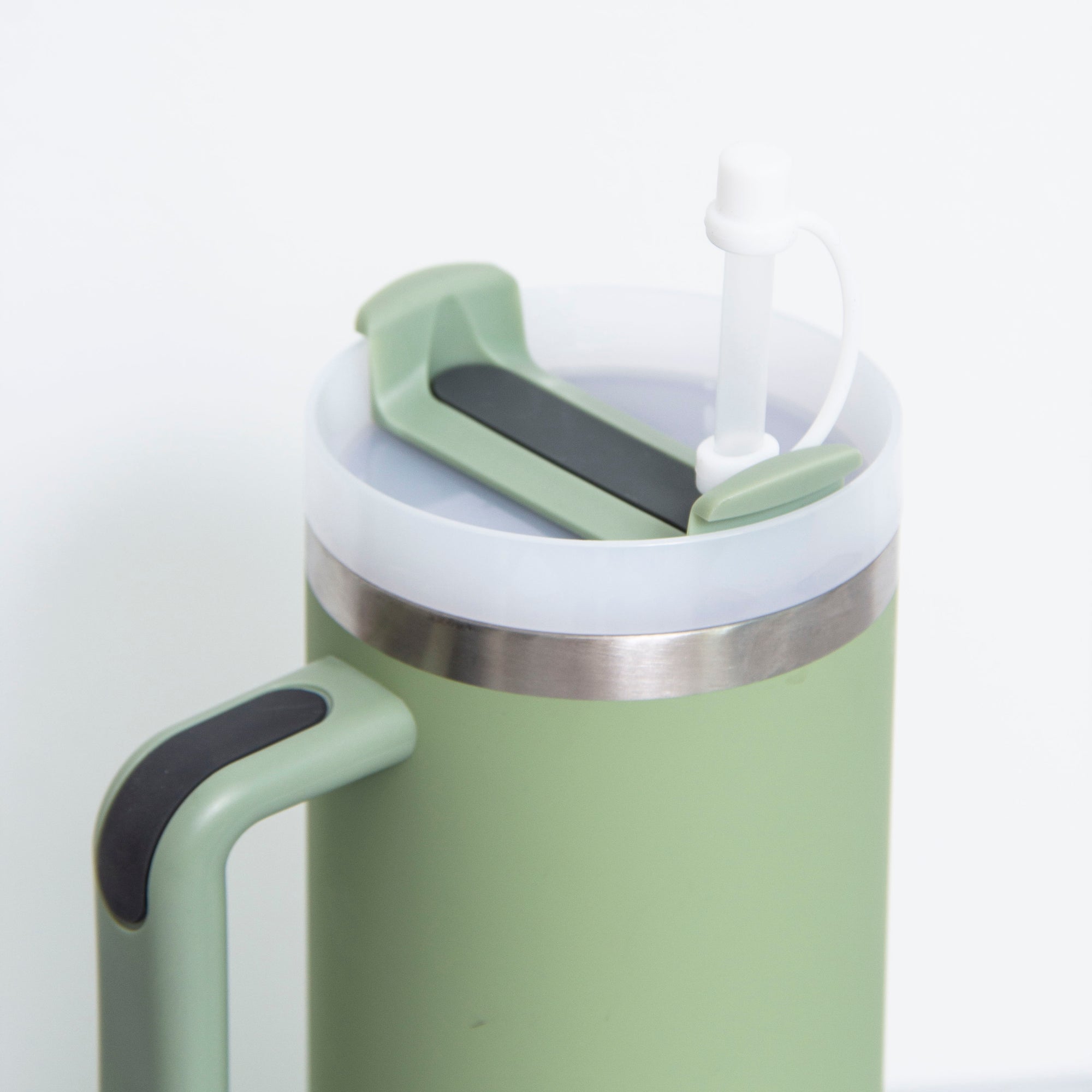 The Tumbler Bottle Olive