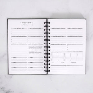 Menhara Foil Weekly Planner