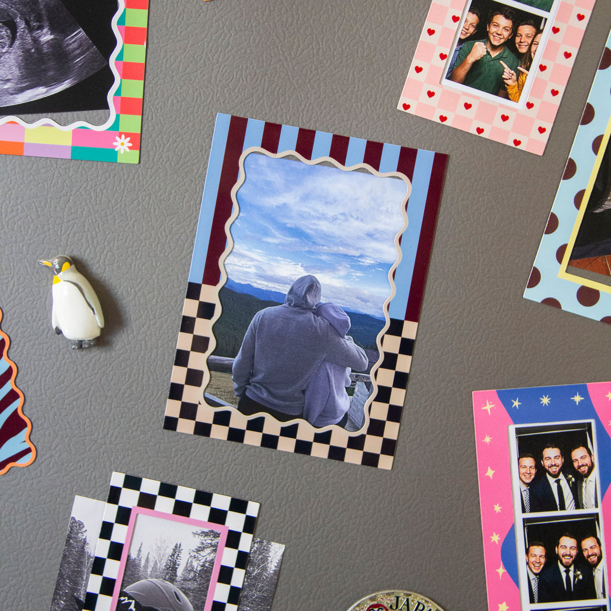 Retro Grid - Classic Frame Magnet